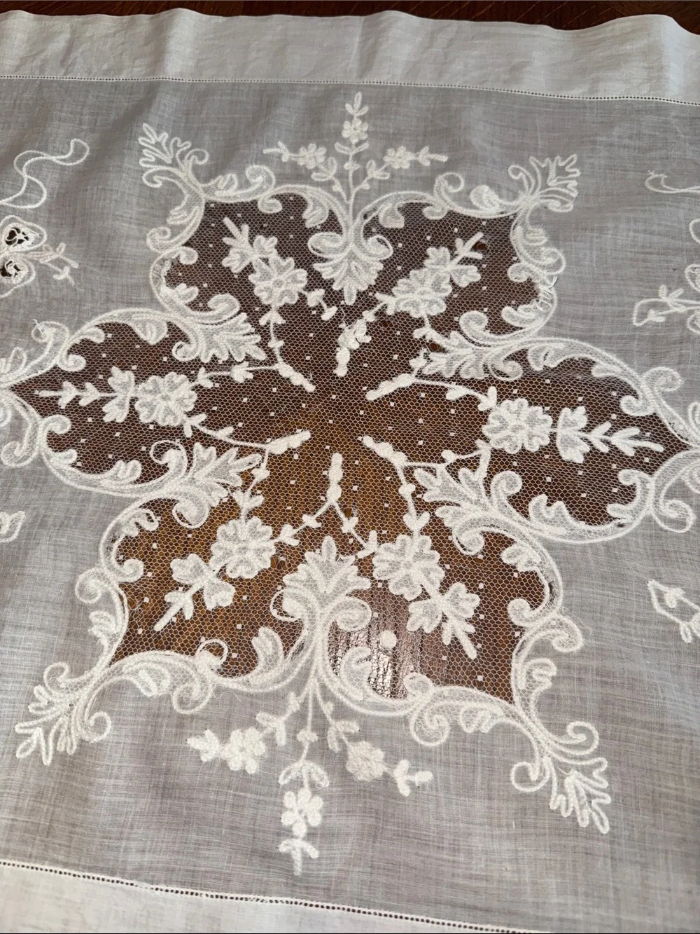 Antique table runner